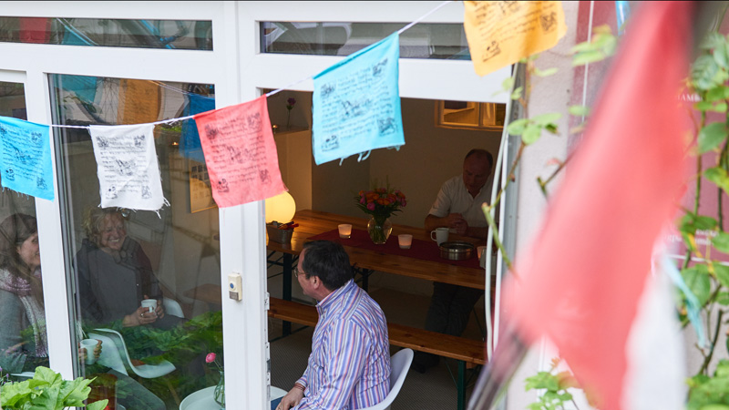 Rigpa_HH_0092_Fahnen800x450